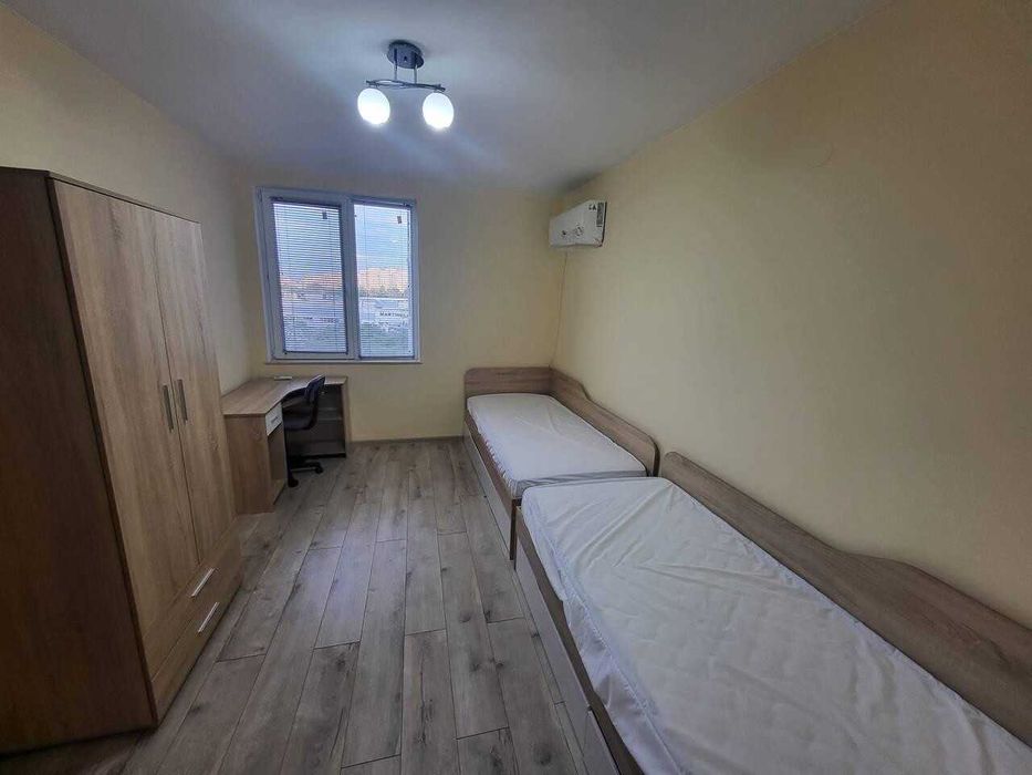 Тристаен апартамент в Съдийски