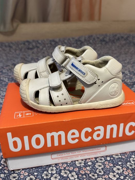 Сандали biomecanics