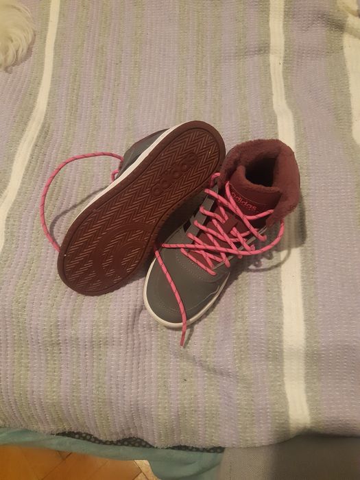 Ghete ADIDAS pt. fete