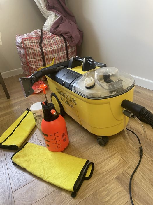 Продам пылесос керхер 10/1