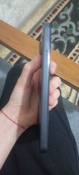 Tecno spark 20c в идеальном состоянии