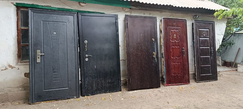 Продам двери металлические