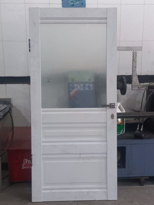 Двери межкомнатные. 200×90