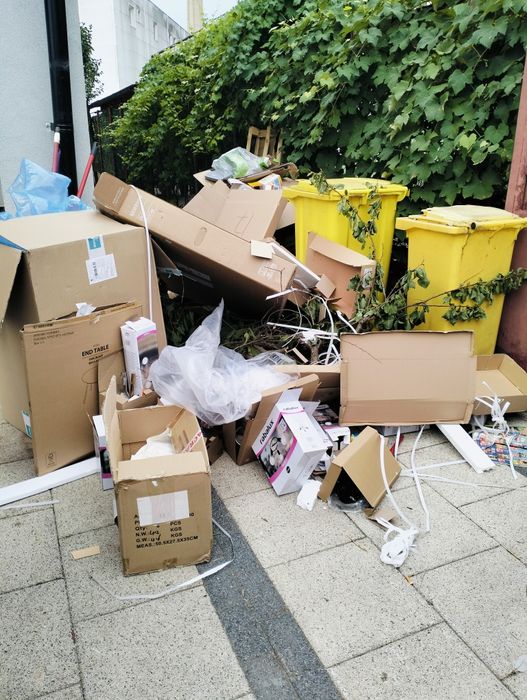 Servici complete debarasari demolari in apartamente