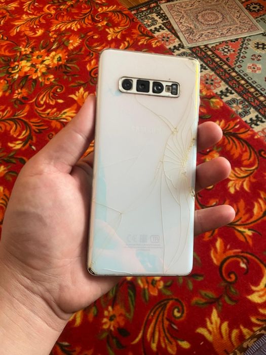 Продам Samsung S10+ 8/128gb для Индрайвера!