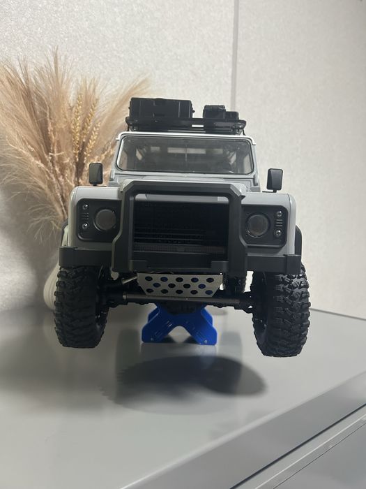 Радиоуправляемая модель мксштаба 1/10