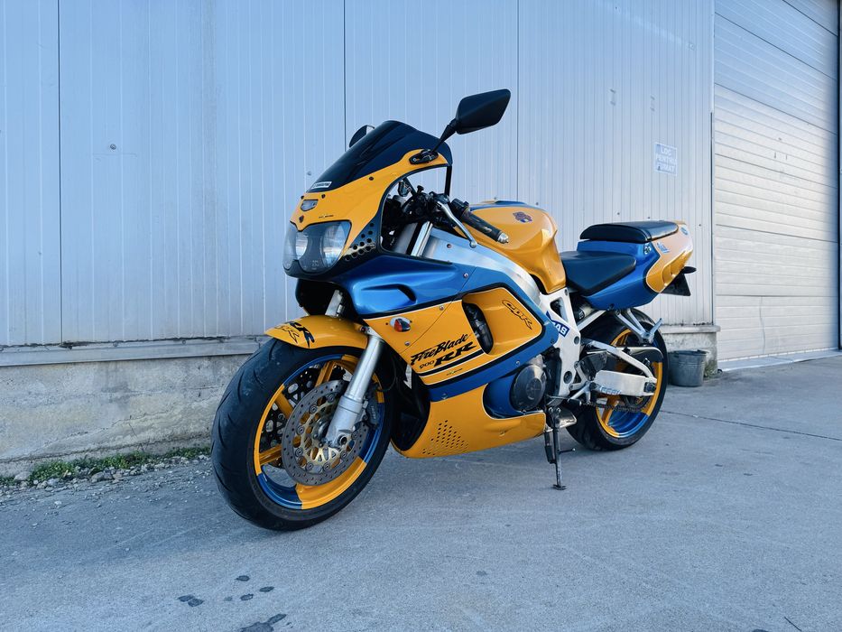 RATE FIXE fara avans Honda CBR900RR Fireblade Livrare Gratuita Buyback