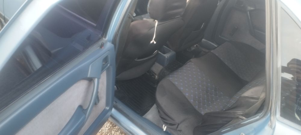 Продам срочно машыну