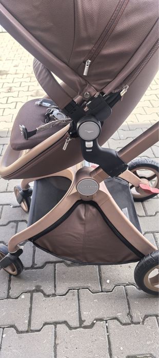 Крутая детская коляска