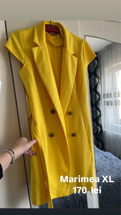 Rochie galbena tip sacou