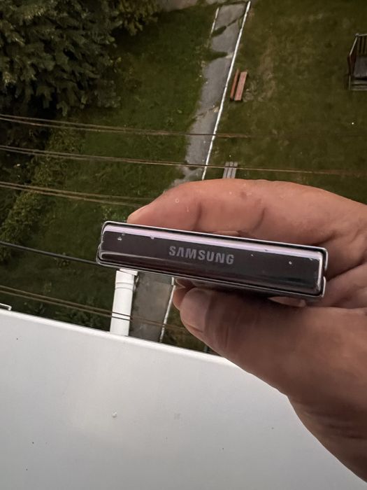 Galaxy Z Flip 5 256Gb