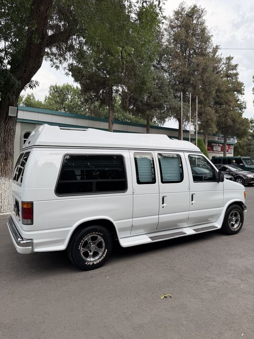 Ford Econoline 5.8 Mator V8 atmosferniy Kraska Toza