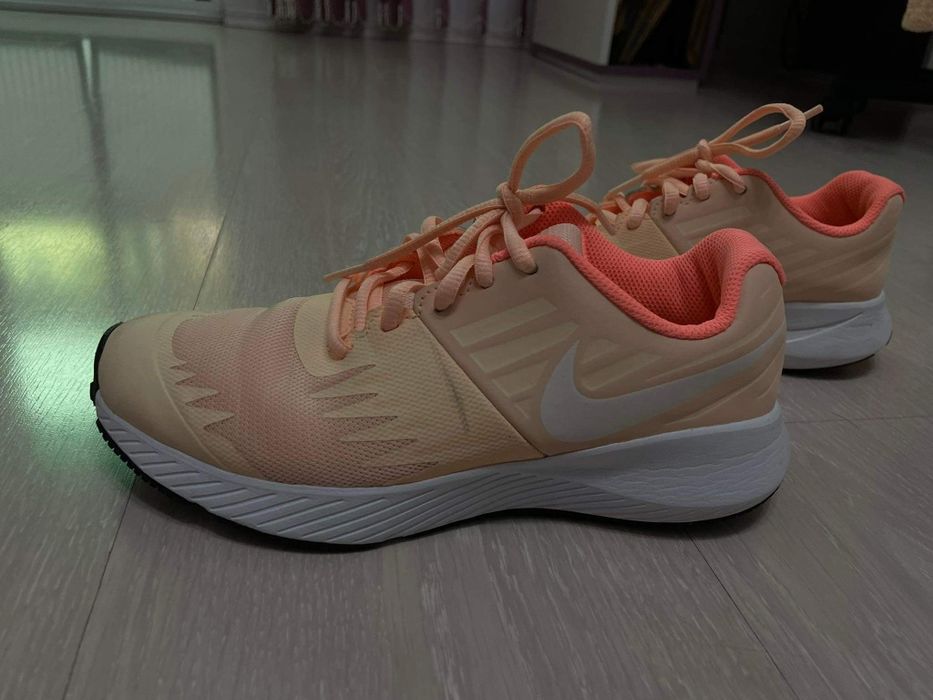 Nike оригинални маратонки