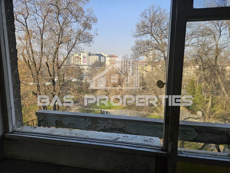 Продава се Тристаен апартамент в София, Лозенец - 111 кв.м за 1930 €/кв.м - Снимка #9