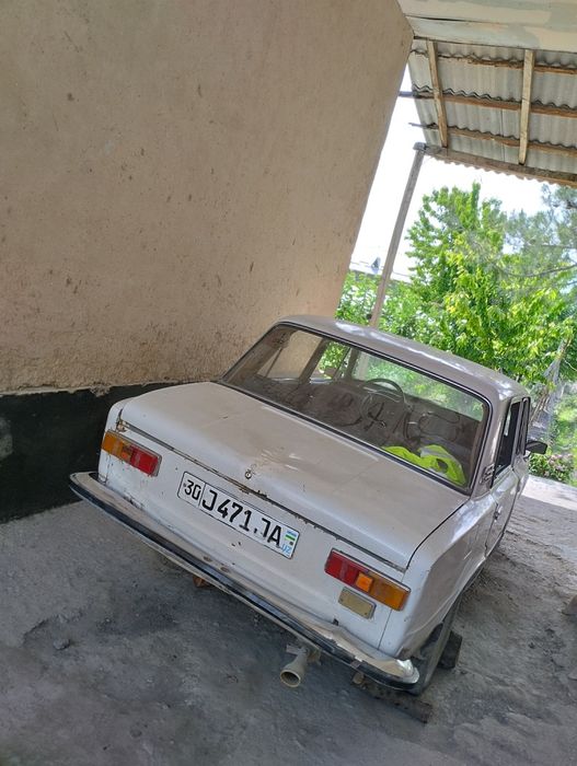 Jiguli vaz 21011 yili 1884 sastiyannasi yaxshi