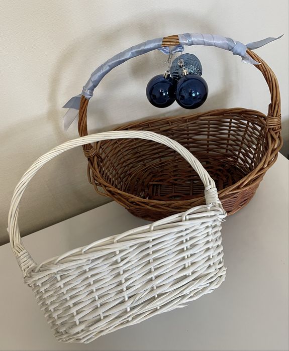 Две корзины за 2500 подарочные плетеные