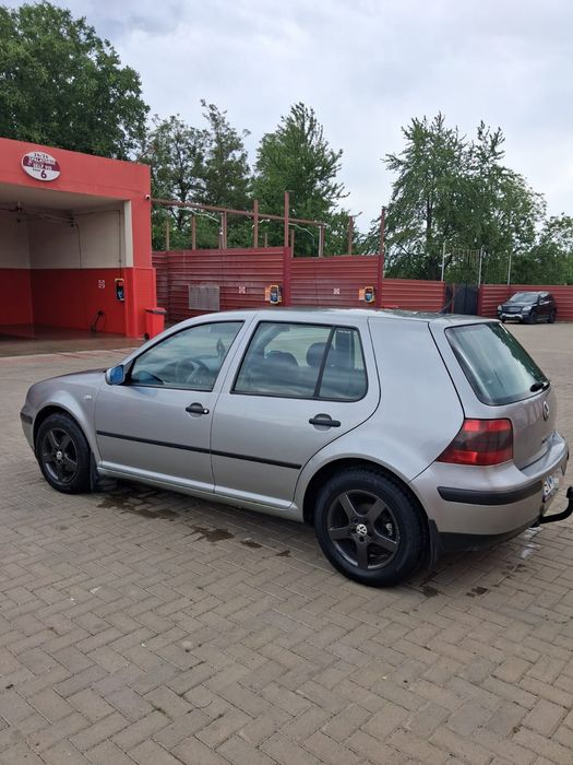 VOLKSWAGEN Golf 2002 — imagine 1