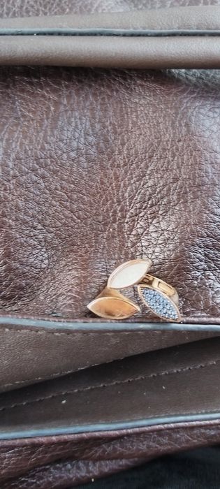 Златен пръстен  уникален италианска изработка