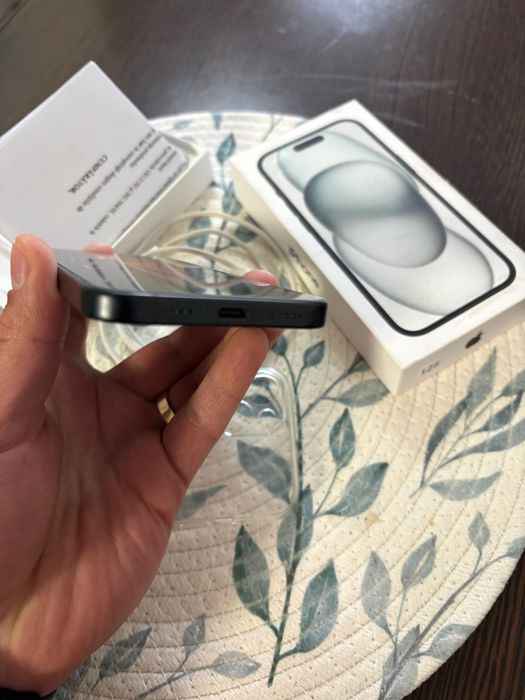 Iphone 15 black 128Gb
