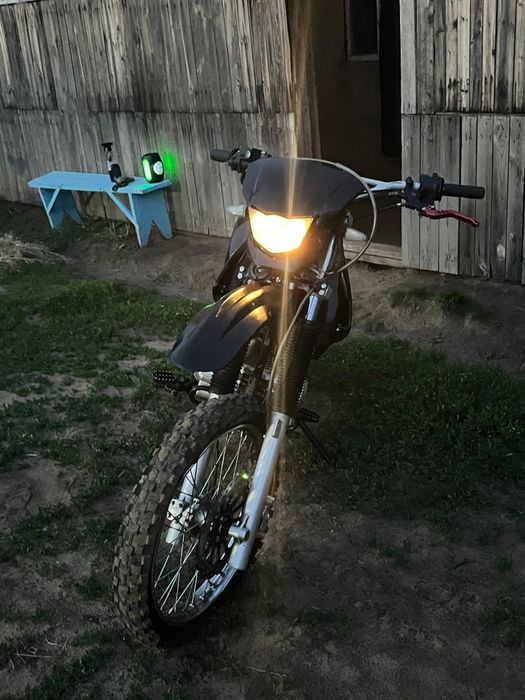 мотоцикл эндуро 200