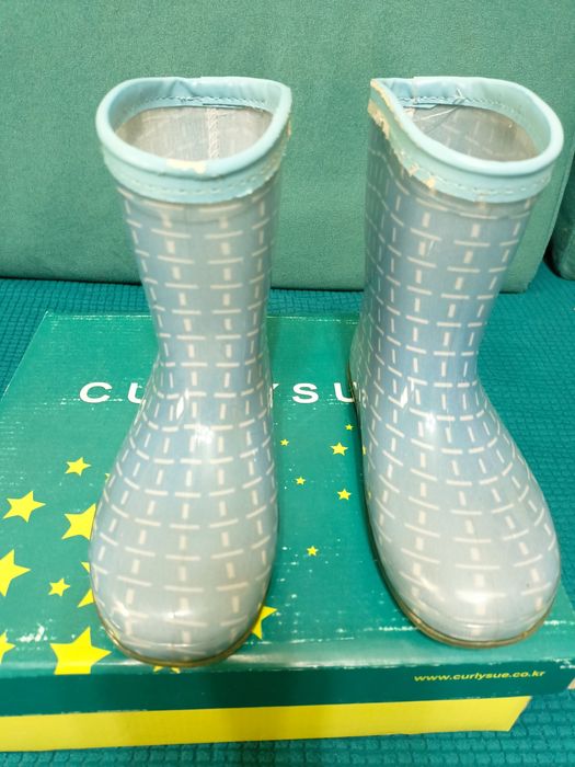 Детские резиновые сапоги для дождя