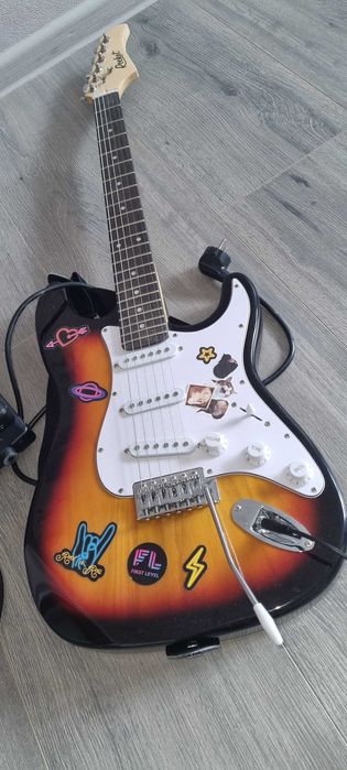 Гитара электронная