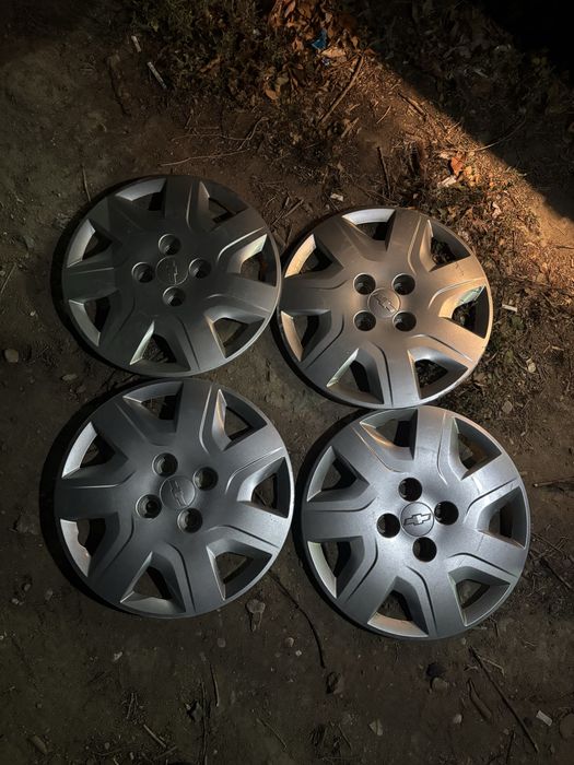 Продам колпаки r14 оригинал