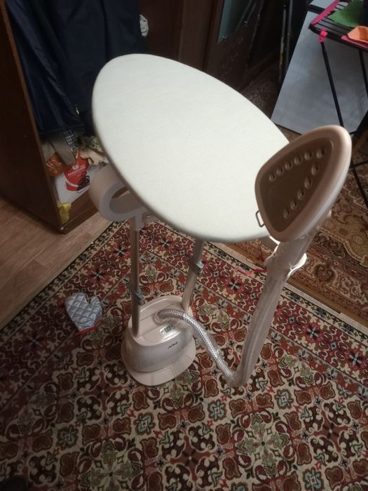 Продам отпариватель.