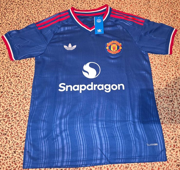 НОВИ! Две мъжки тениски Manchester United 2026/27