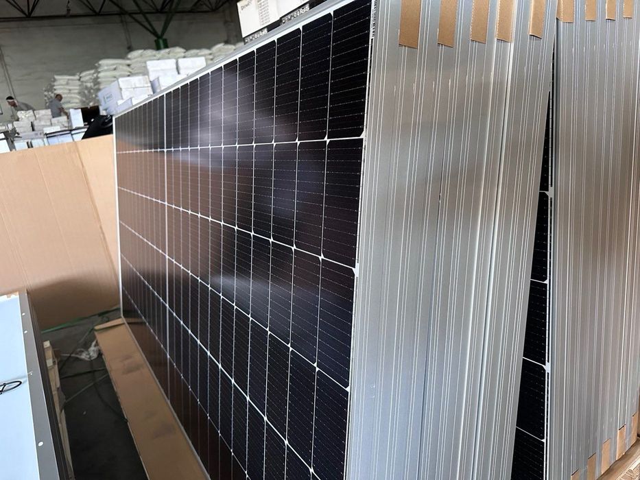 Solar panel Quyosh panel Cолнечные панели