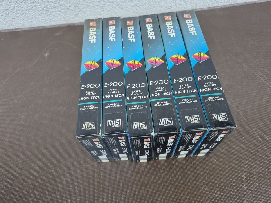 Vând 18 casete video VHS originale Basf  200 minute colectie de filme