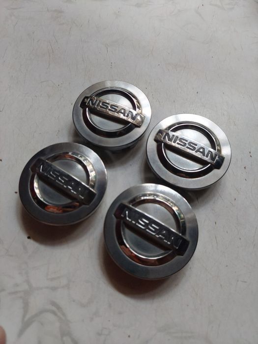 Колпачки дисков Nissan