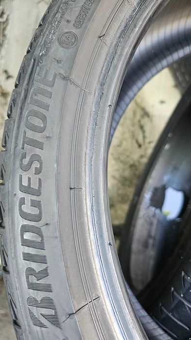 Anvelope 225/40/19 BRIGESTONE RSC vara
