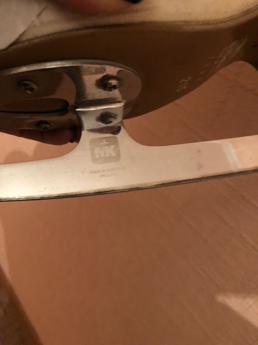 Коньки Edea chorus, Италия