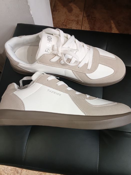 Продам мужские тенески