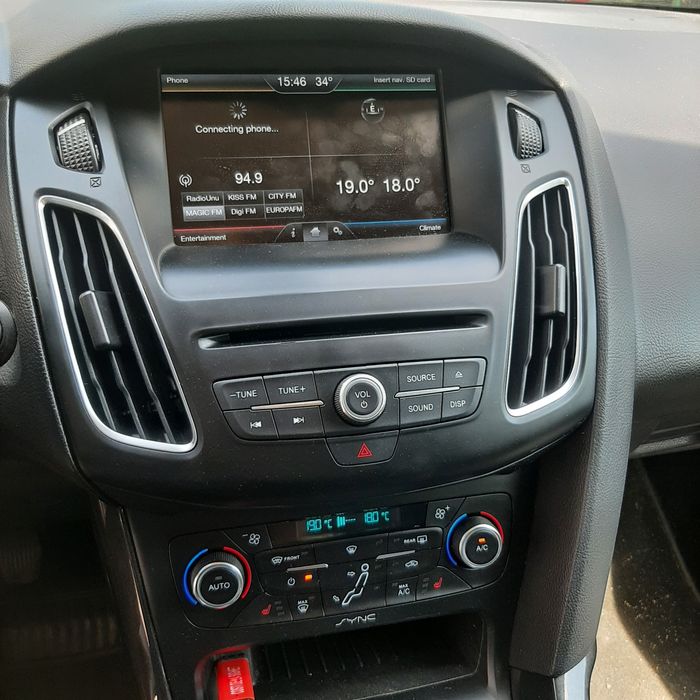 FORD Focus 2015 — imagine 5