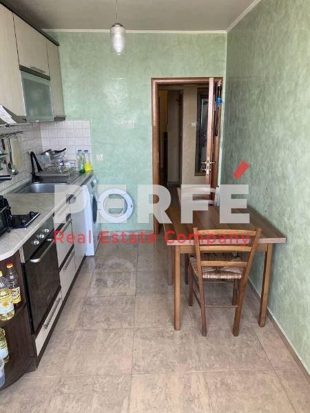 Продава се Тристаен апартамент в Бургас, Лазур - 88 кв.м за 1682 €/кв.м - Снимка #2