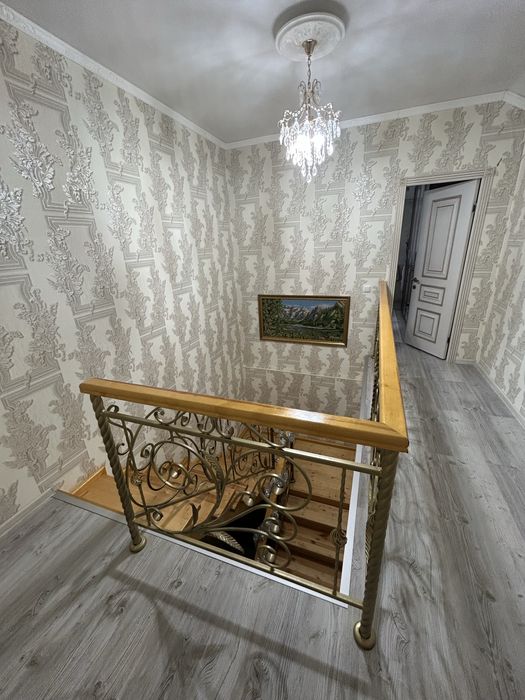 Продается большой частный дом