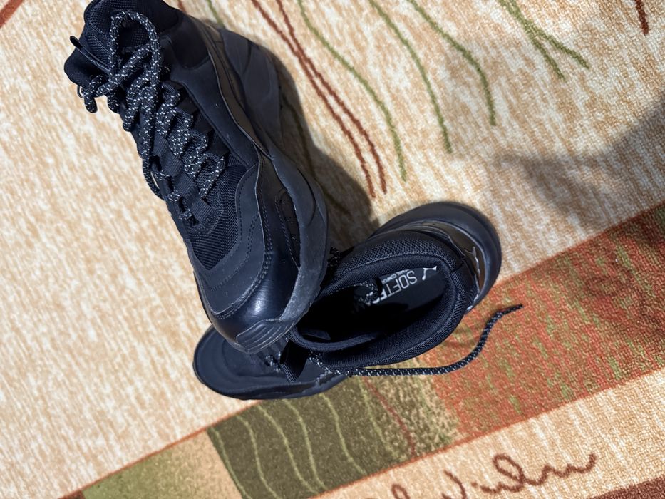 Маратонки New Balance, Puma и Skechers