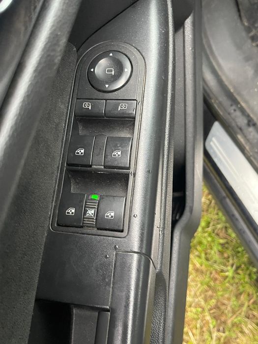 Vând Opel Astra H – 1.9 Diesel – Cutie 6 trepte