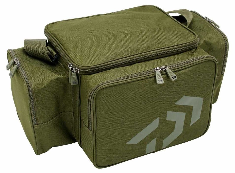 Сак Daiwa Black Widow