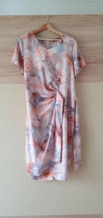 Rochie elegantă din mătase, cu cordon  ajustabil mărimea 48