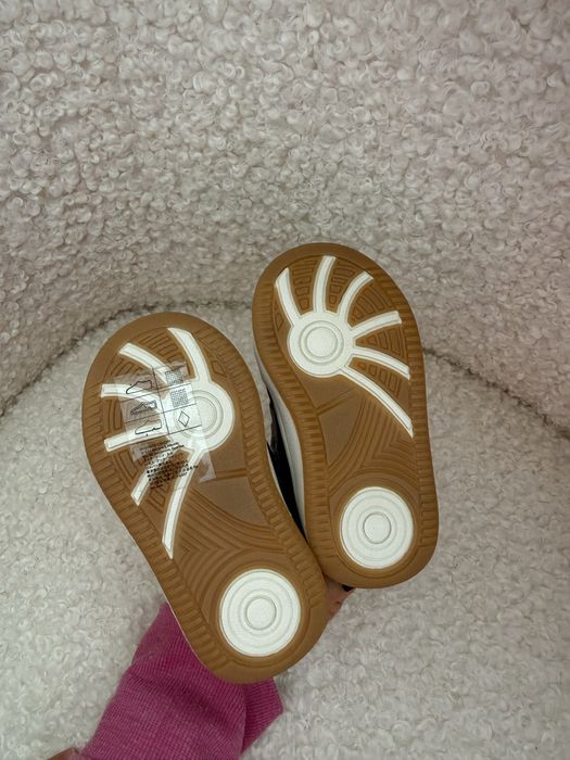 Два чифта / бебешки ботушки H&M