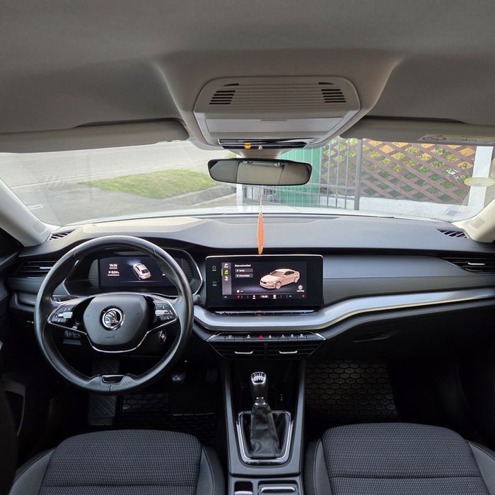 SKODA Octavia 2022 — imagine 3