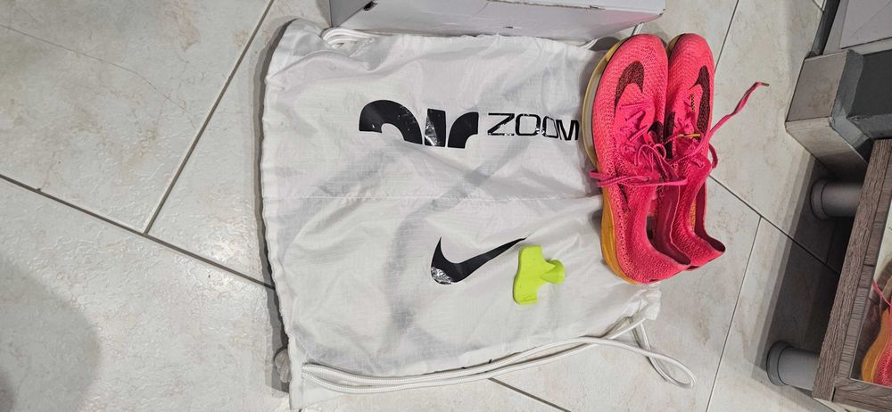 Дамски шпайкове на Nike