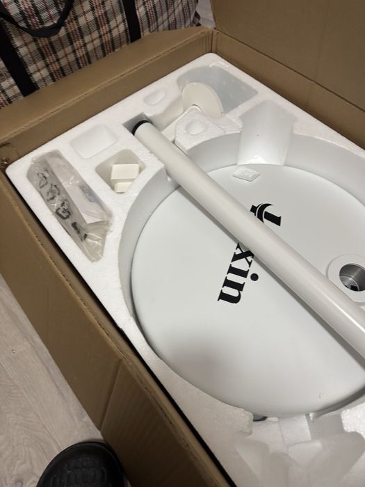 Смарт Дисплей новый в упаковке