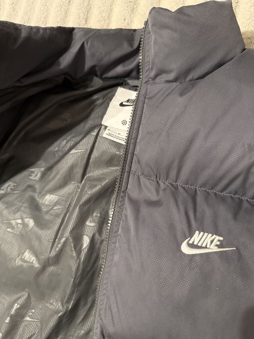 Nike puffer jacket
