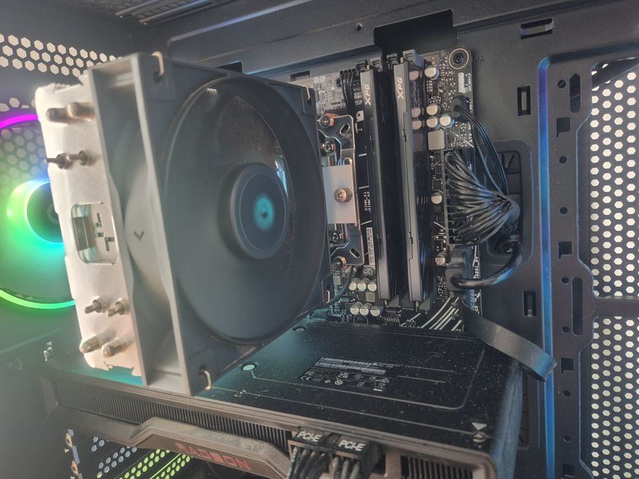 PC Gaming Ryzen 5 7600 + RX 6750 XT 12GB | 32GB DDR5 | SSD NVMe 1TB