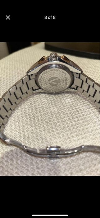 Часовник TISSOT
