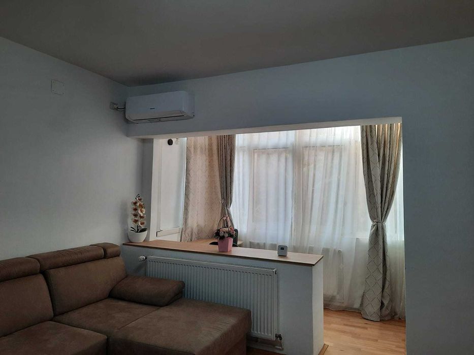 Proprietar inchiriez apartament 2 camere strada Horia km0